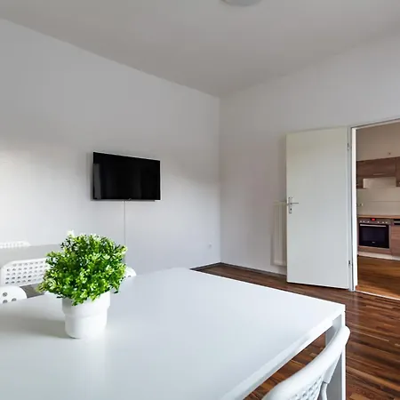 Apartment T&k - - 3 And 4 Monteur